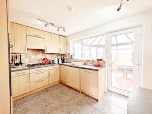 Kitchen/Dining Room- click for photo gallery